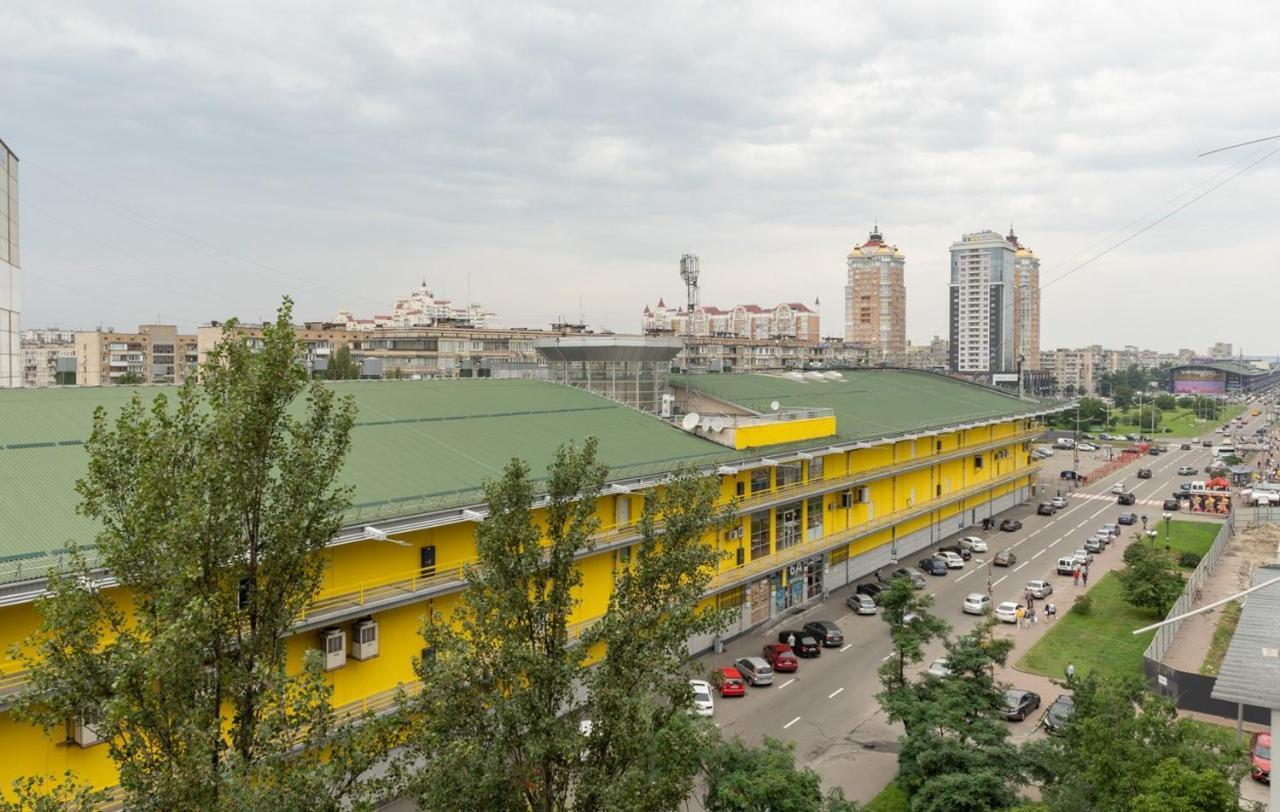 Світла, Комфортна Квартира Біля Метро Мінська Kiev Luaran gambar